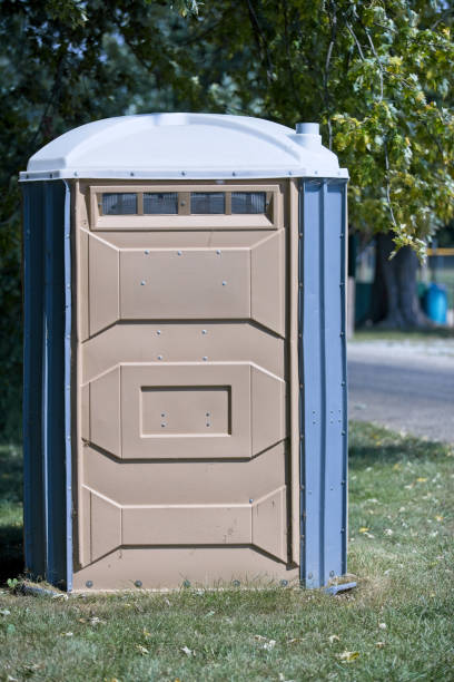 Portable Toilet Options We Offer in Mcminnville, TN